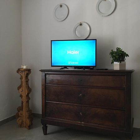 Il Tenore D'Oro Centralissimo Apartment Parma Ngoại thất bức ảnh