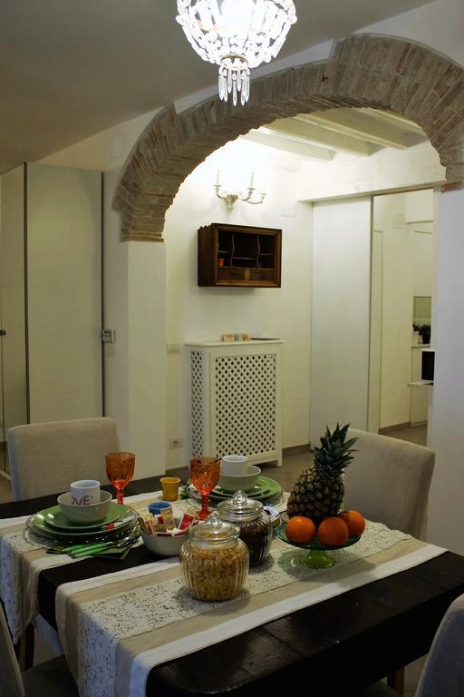 Il Tenore D'Oro Centralissimo Apartment Parma Ngoại thất bức ảnh