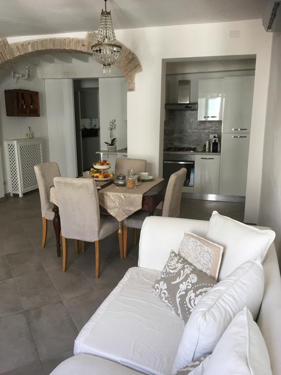 Il Tenore D'Oro Centralissimo Apartment Parma Ngoại thất bức ảnh