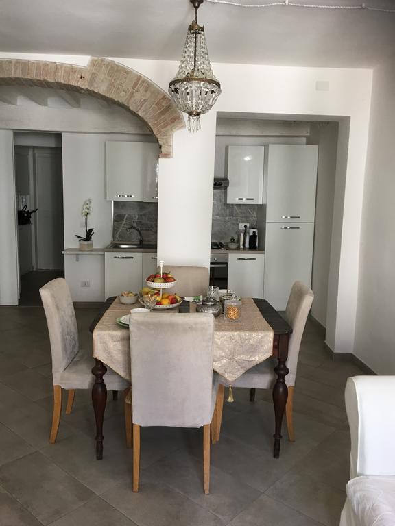 Il Tenore D'Oro Centralissimo Apartment Parma Ngoại thất bức ảnh