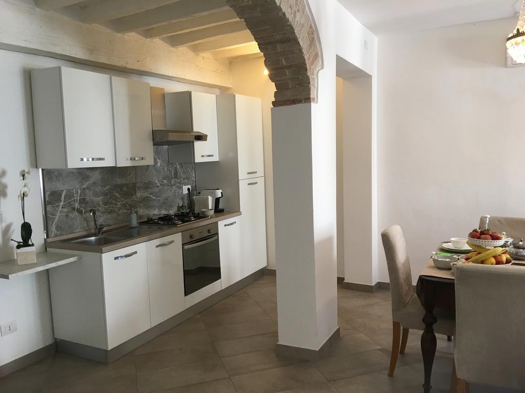 Il Tenore D'Oro Centralissimo Apartment Parma Ngoại thất bức ảnh